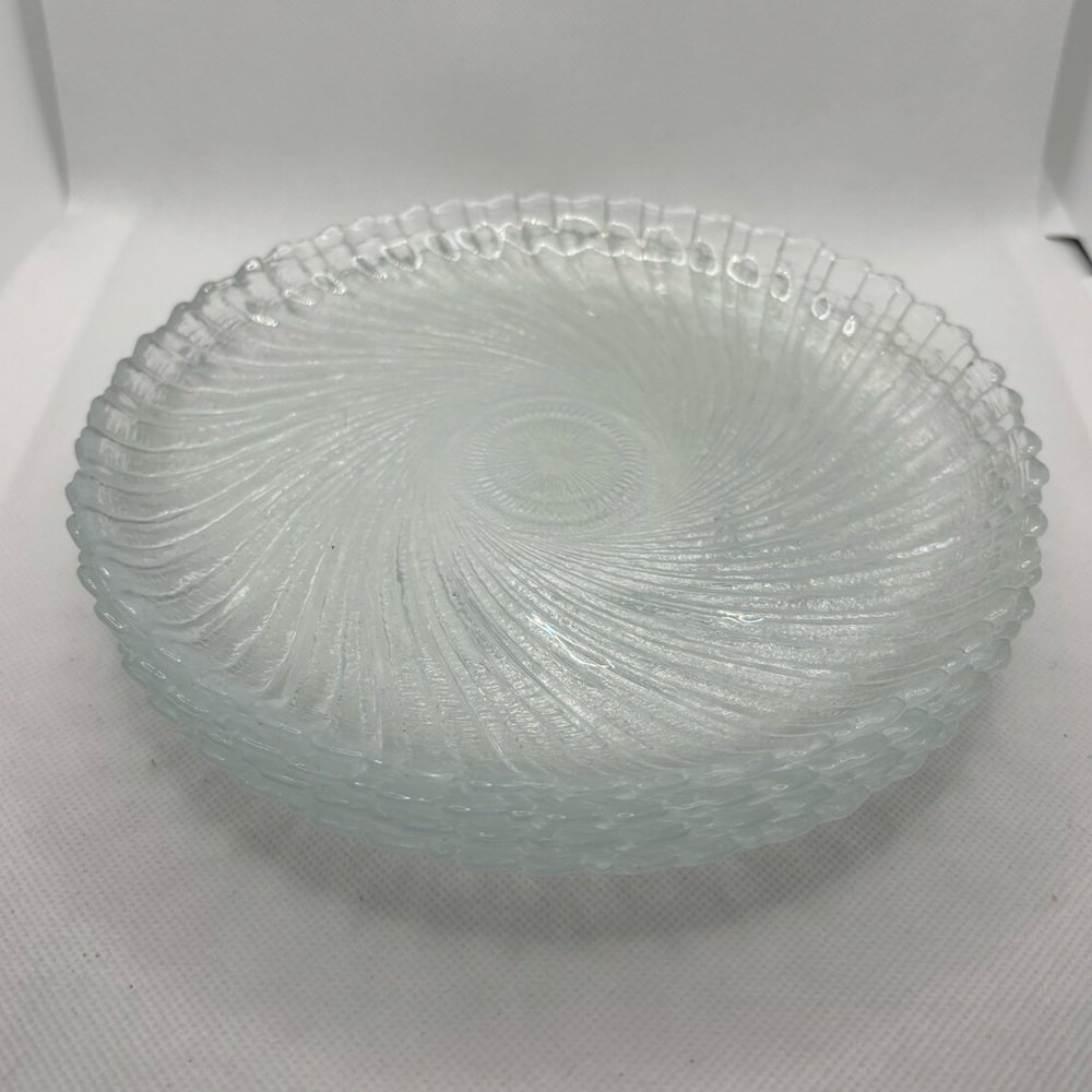 Arcoroc France Seabreeze Swirl Clear Glass, 4 desert/salad plates 7 1/4" Vintage